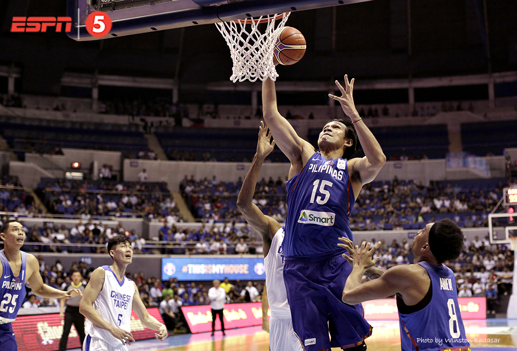 _P2A9865 June Mar Fajardo dominates in the paint